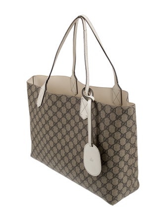 Gucci GG Supreme Tote Medium