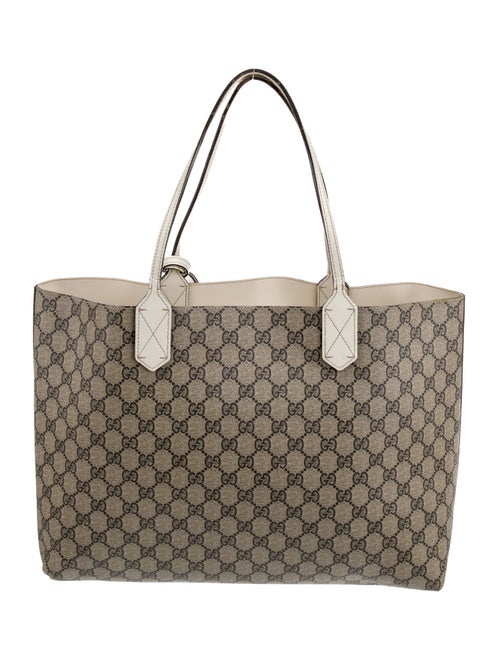 Gucci GG Supreme Tote Medium