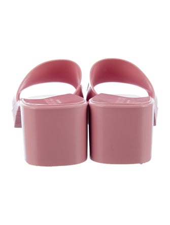 Gucci Rubber Slides