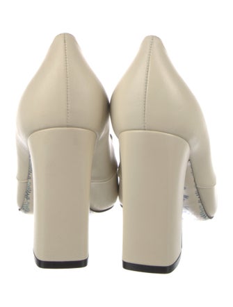 Gucci Leather Pumps