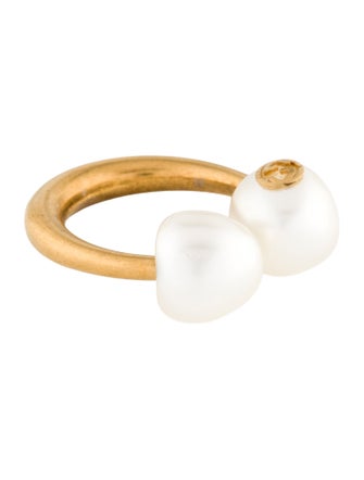 Gucci Faux Pearl Interlocking G Cocktail Ring
