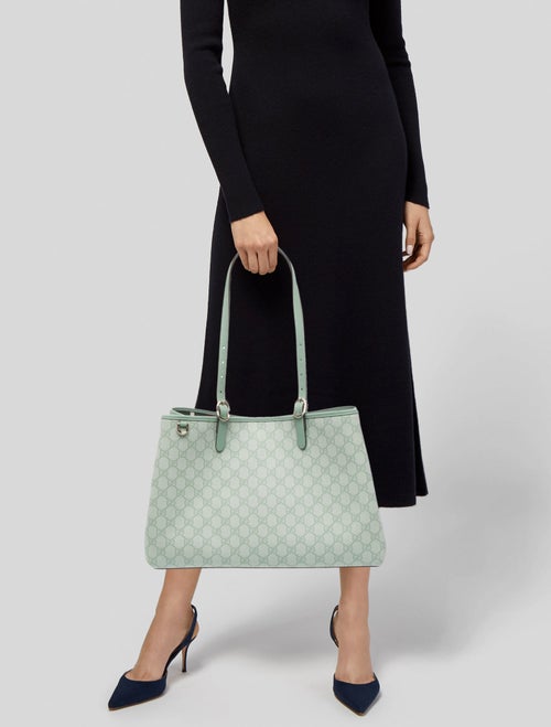 Gucci GG Supreme Emblem Large