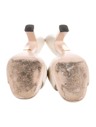 Gucci Double G Logo Leather Slides