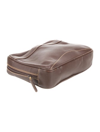 Gucci GG Canvas Clutch