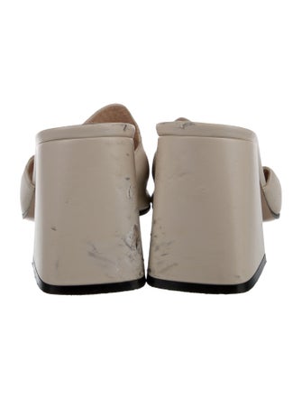 Gucci Horsebit Accent Leather Slides