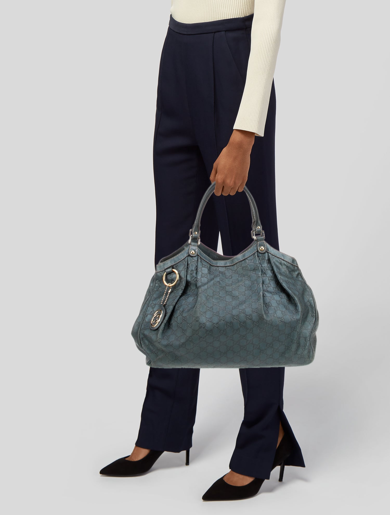 Gucci GG Signature Sukey Large