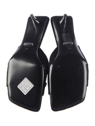 Gucci Velvet Bow Accents Slides