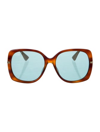 Gucci Oversize Tinted Sunglasses