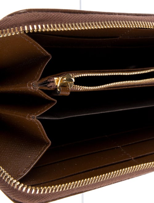 Gucci GG Supreme Continental Wallet