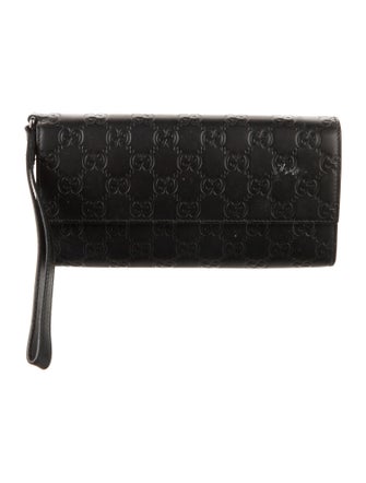 Gucci Microguccissima Pattern Leather Wristlet