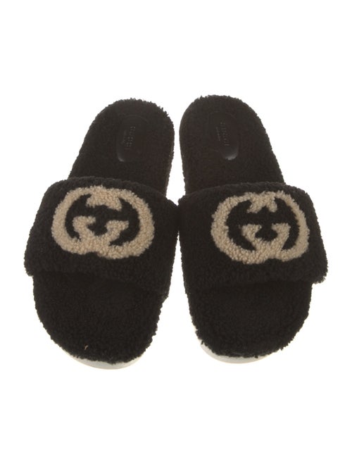 Gucci Interlocking G Logo Shearling Slides