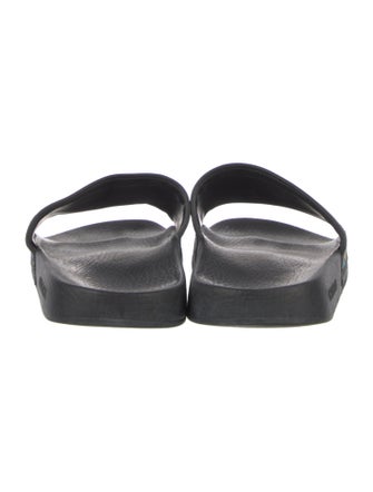 Gucci GG Supreme Rubber Slides
