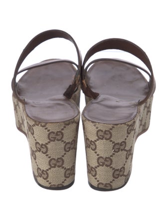 Gucci GG Canvas Canvas Slides