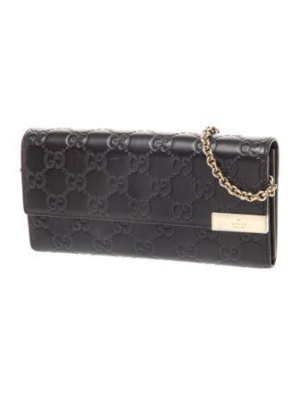 Gucci GG Signature Shoulder Bag