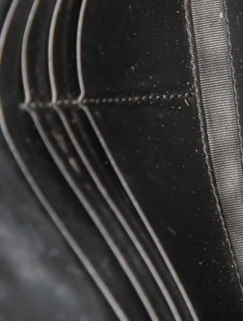 Gucci GG Signature Shoulder Bag