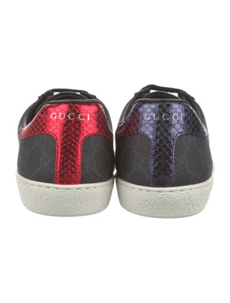 Gucci GG Supreme Sneakers