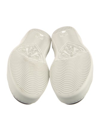Gucci GG Supreme Sneakers