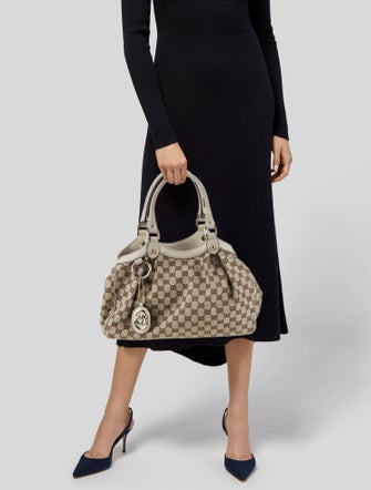 Gucci GG Canvas Sukey