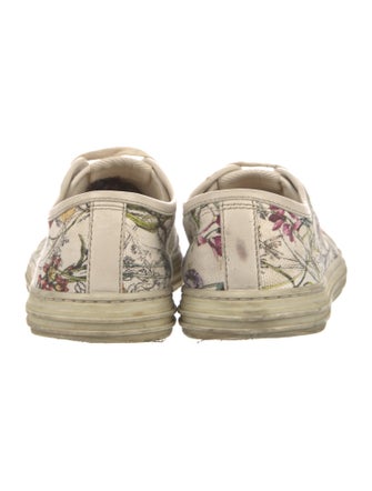 Gucci Canvas Printed Sneakers