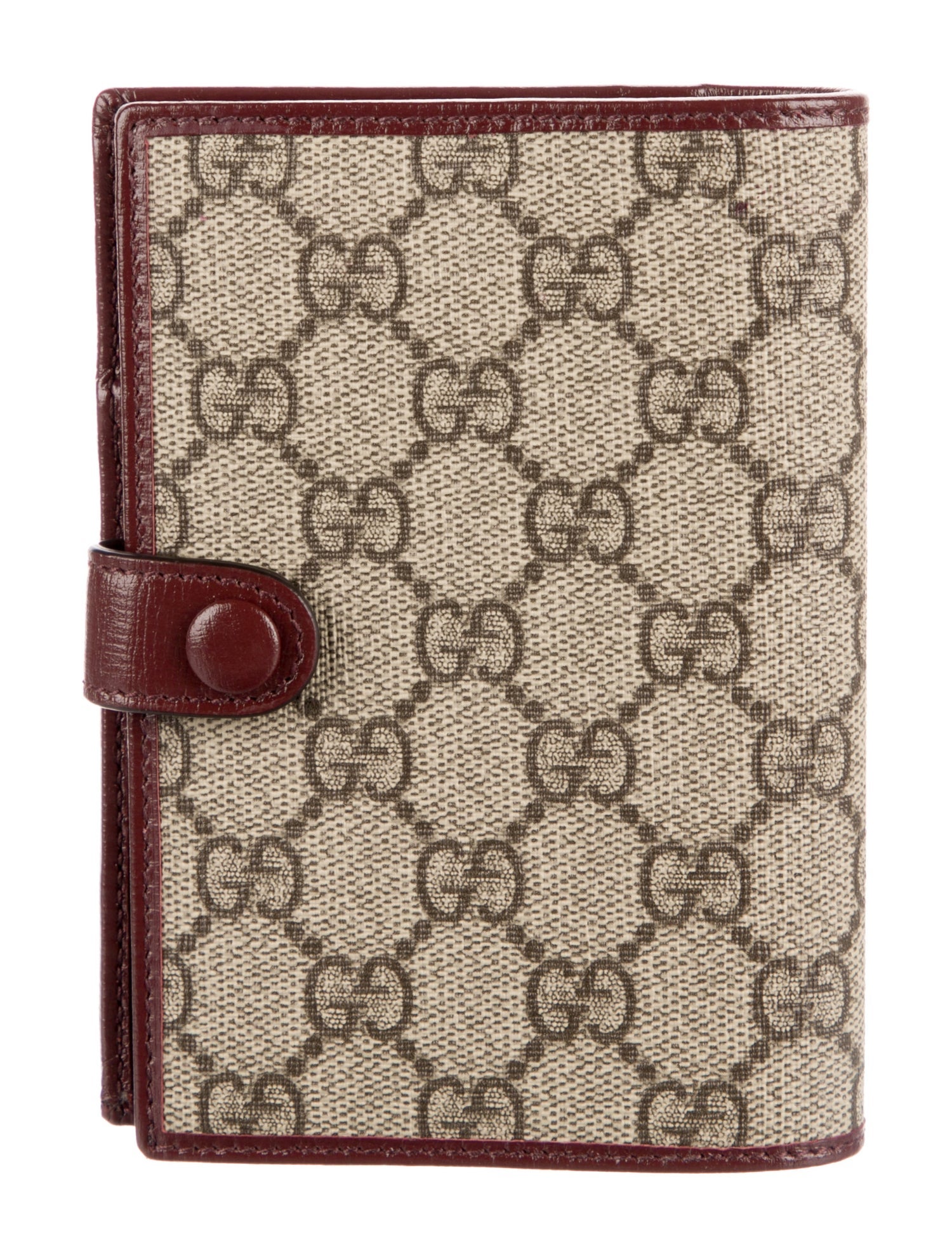 Gucci Passport Case GG Supreme Wallet