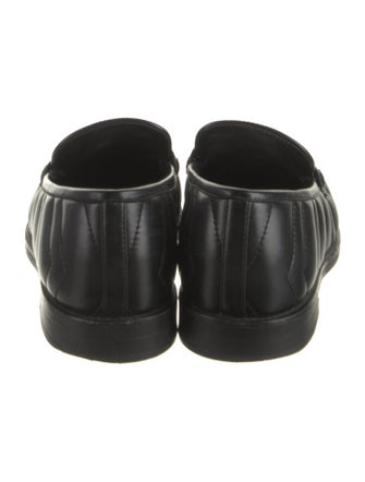 Gucci Quilted Pattern Leather Loafers