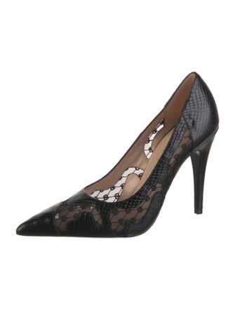 Gucci Embossed Leather Lace Pattern Pumps