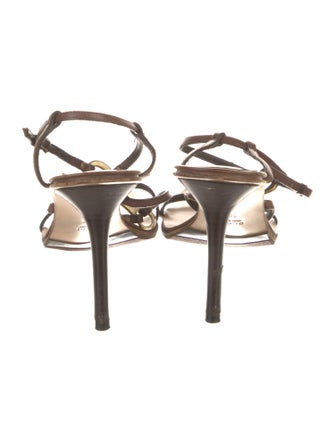 Gucci Leather T-Strap Sandals