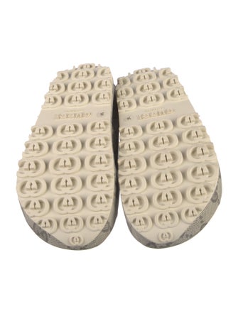 Gucci GG Logo Rubber Slides