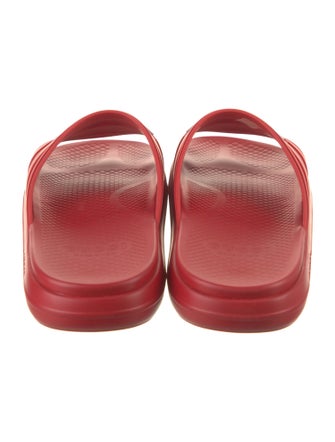 Gucci Interlocking G Logo Rubber Slides