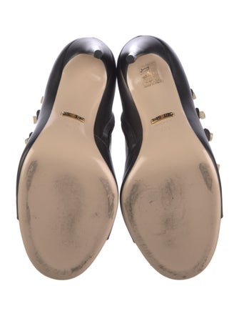 Gucci Interlocking G Logo Leather Gladiator Sandals