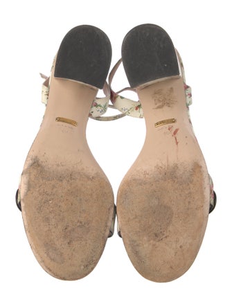 Gucci Double G Logo Leather Sandals