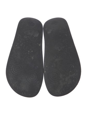 Gucci GG Supreme Canvas Slides