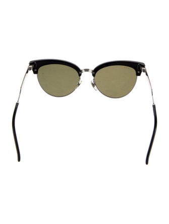 Gucci Wayfarer Tinted Sunglasses