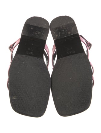 Gucci Horsebit Accent Patent Leather T-Strap Sandals