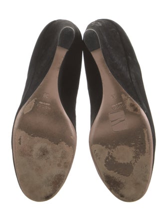 Gucci Interlocking G Logo Suede Pumps
