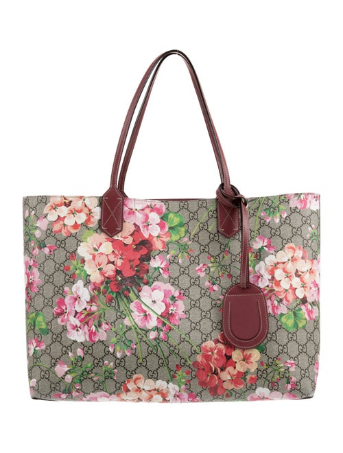 Gucci GG Supreme Reversible Medium