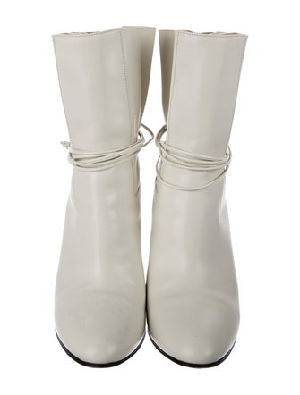 Gucci Double G Logo Leather Boots