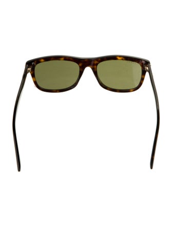 Gucci Square Tinted Sunglasses