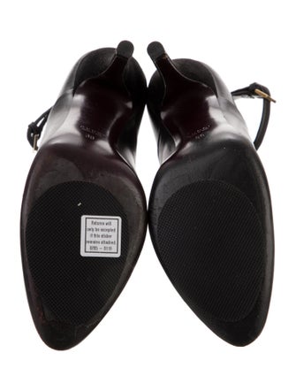 Gucci Leather T-Strap Pumps