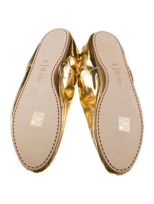 Gucci Oversize Mirrored Sunglasses