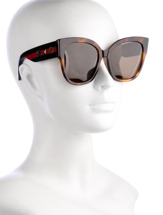 Gucci Cat-Eye Gradient Sunglasses