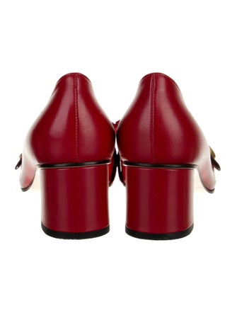 Gucci Double G Logo Leather Pumps