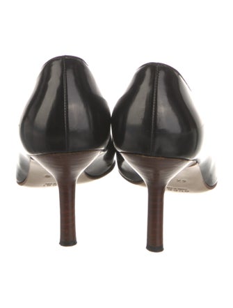 Gucci Leather Pumps