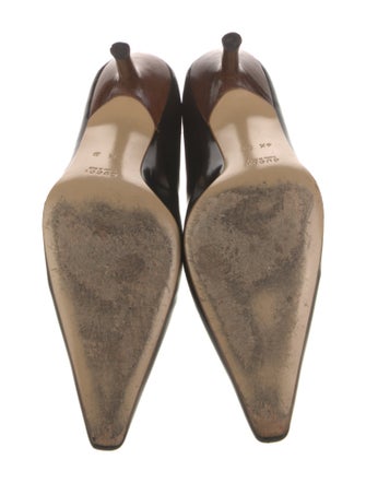 Gucci Leather Pumps