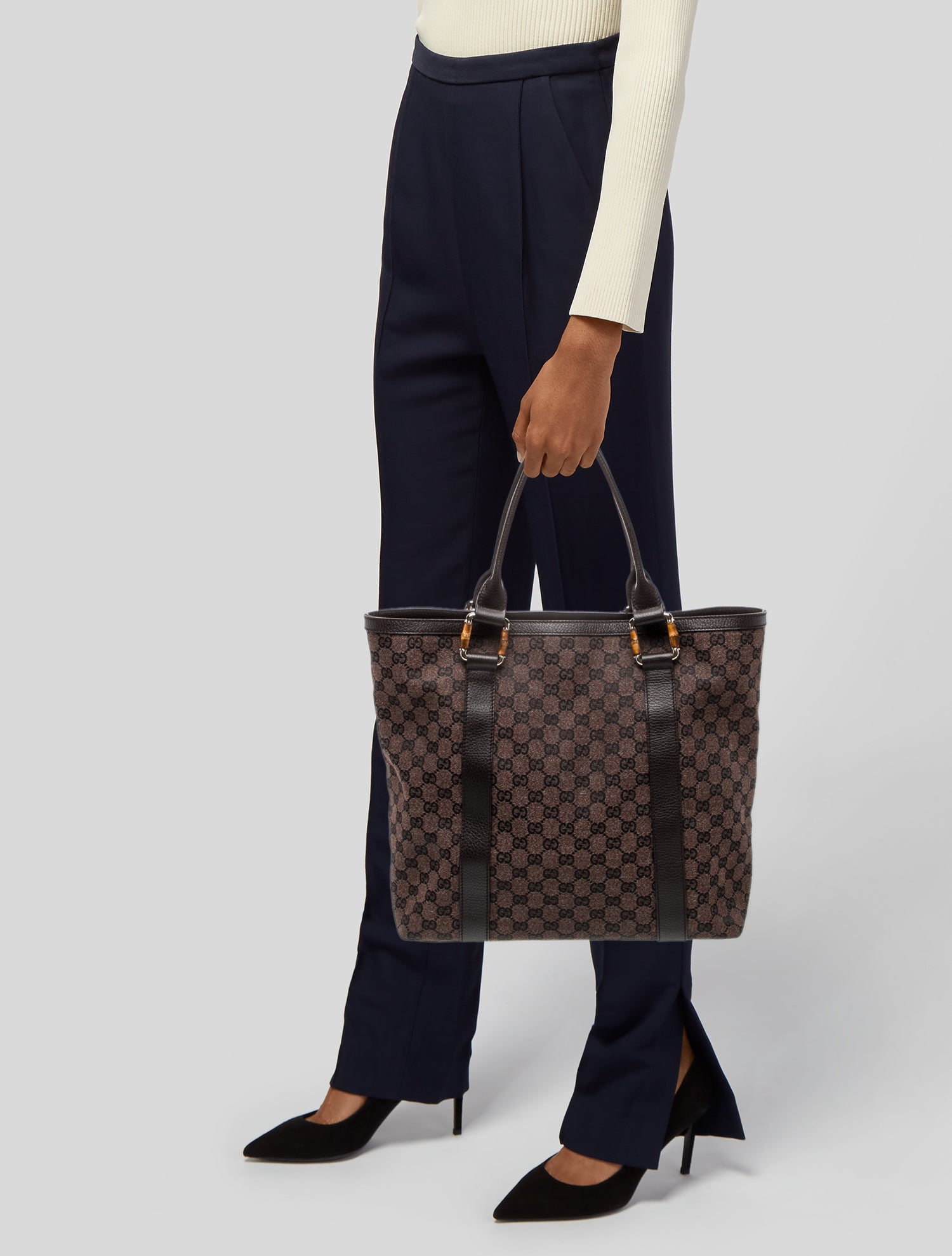 Gucci GG Signature Tote