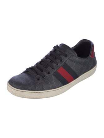 Gucci GG Supreme Sneakers