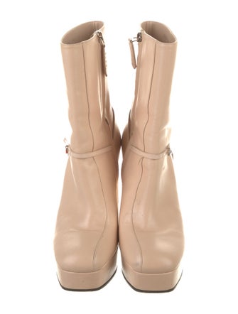 Gucci Leather Boots
