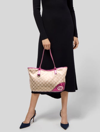 Gucci GG Canvas New Britt Medium