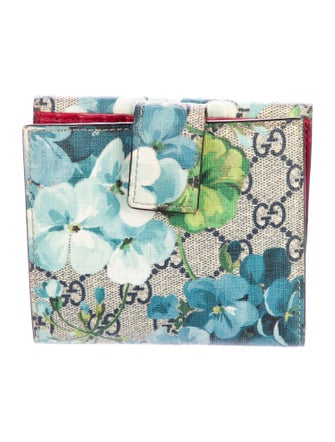 Gucci GG Supreme Compact Wallet