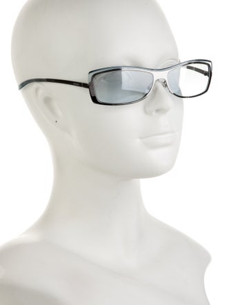 Gucci Shield Tinted Sunglasses